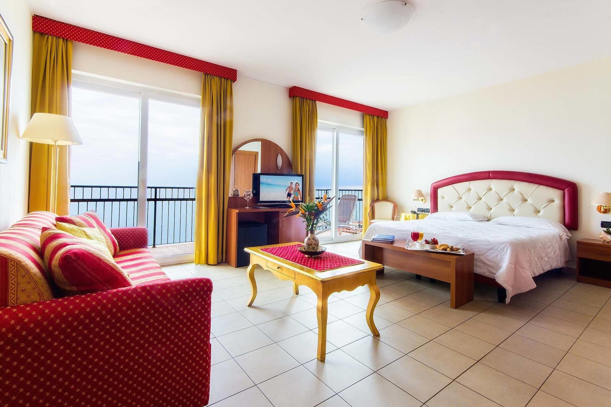 Piccolo Hotel Diano Marina Eksteriør billede