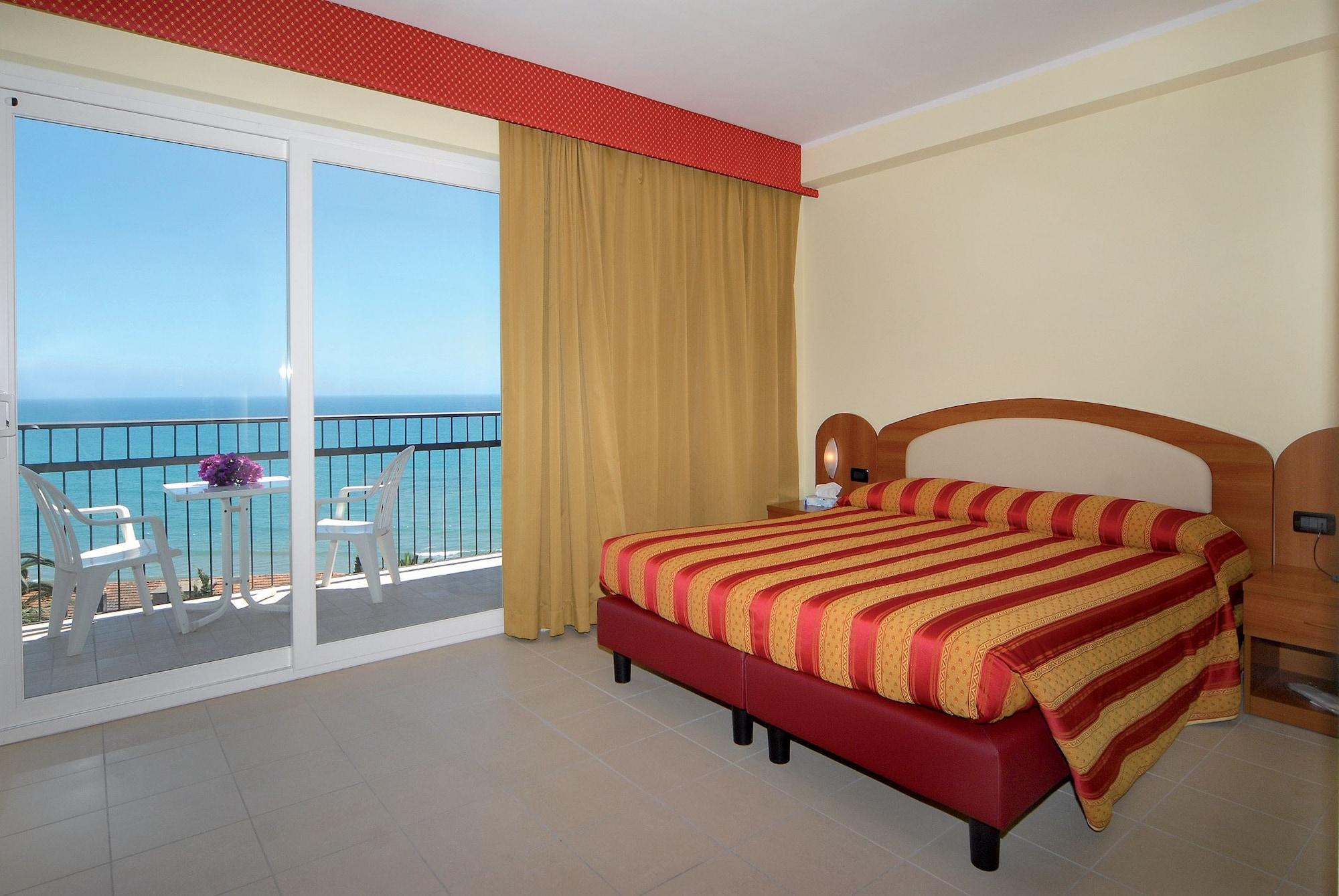 Piccolo Hotel Diano Marina Eksteriør billede